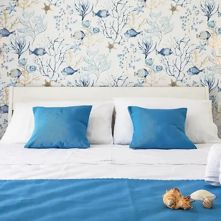 Bed and Breakfast I Gufi 3*