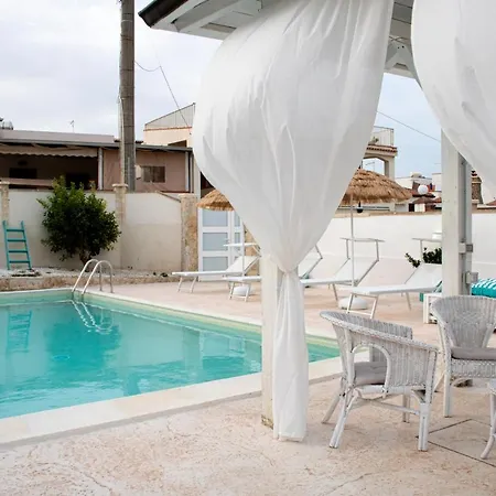 Bed & Breakfast I Gufi Marzamemi